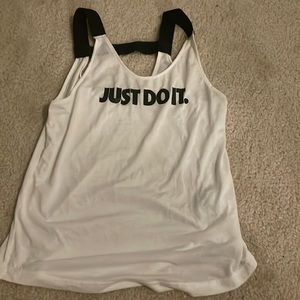 XS Nike tank